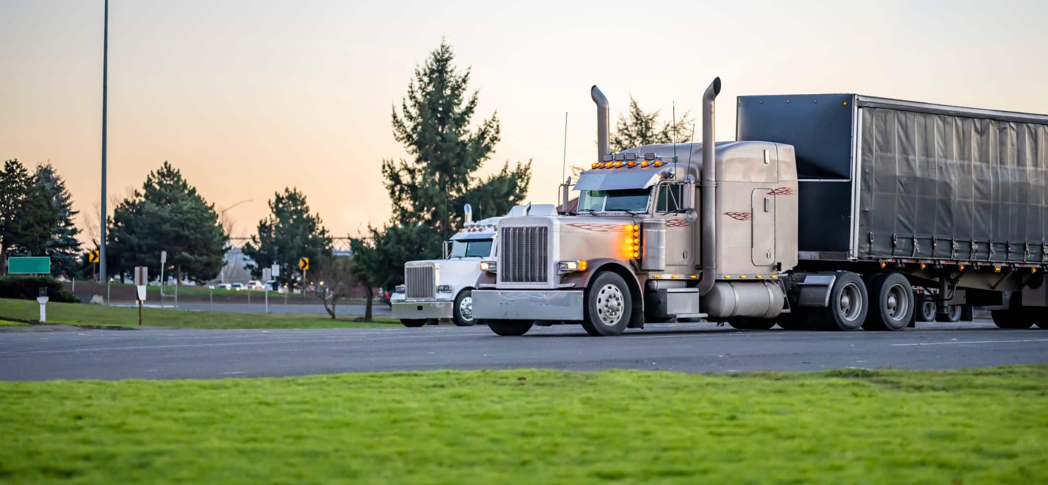 Two classic American Idol big rigs