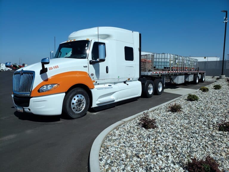 Semi-Trailer Truck with Cargo Container