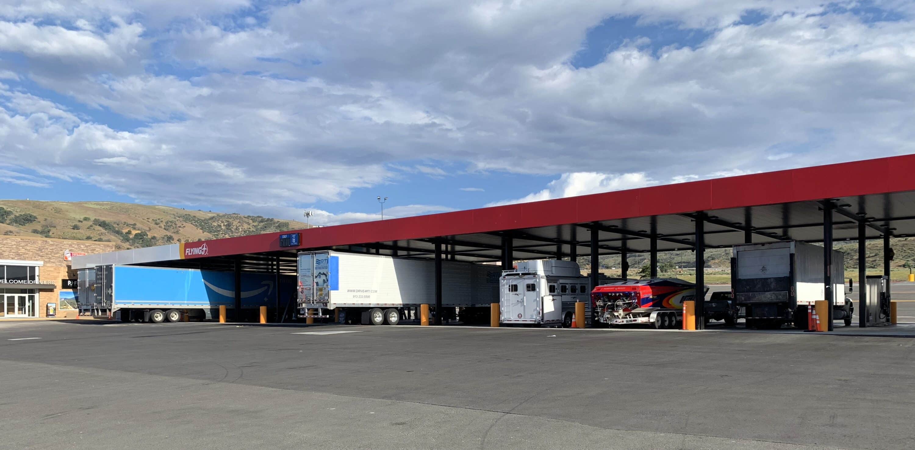 semi trucks on the gas station